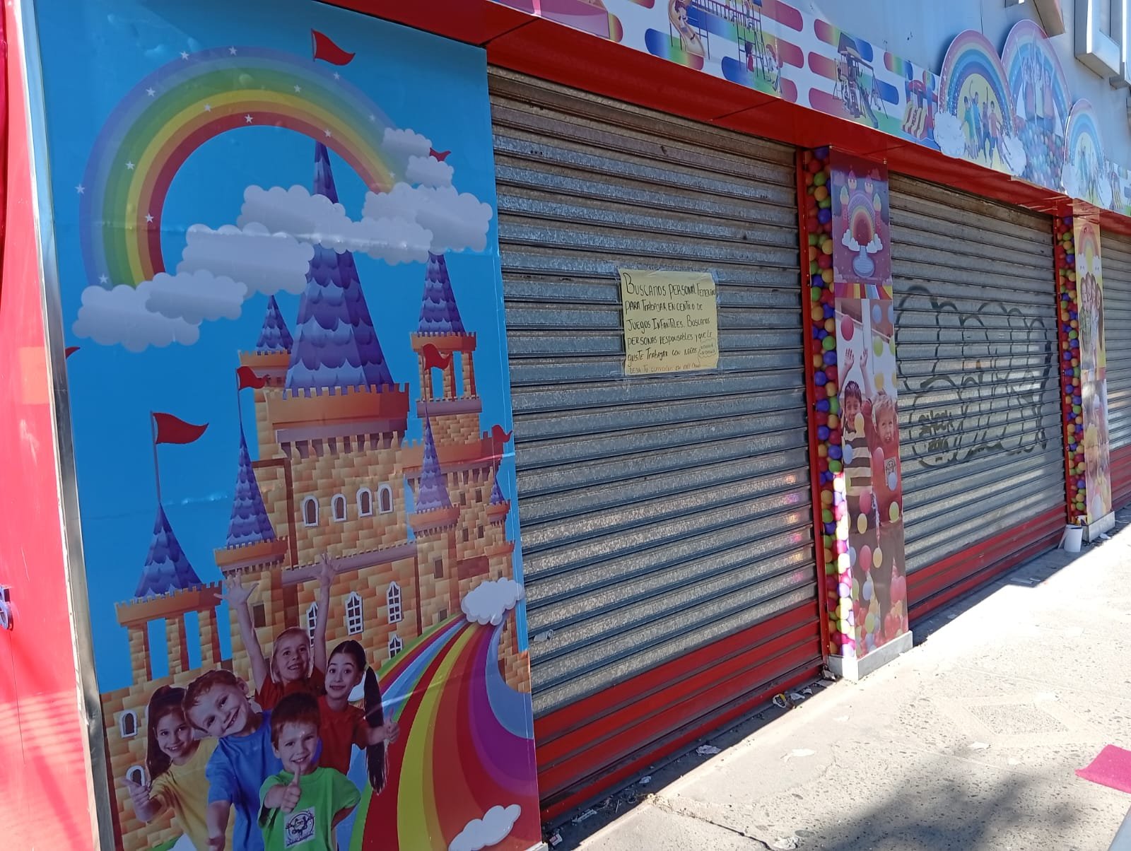 Publicidad exterior, trabajo 2 realizado por Leonardo Fuenzalida